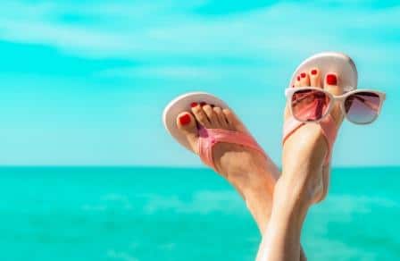 I 15 migliori sandali da spiaggia per donna nel 2024